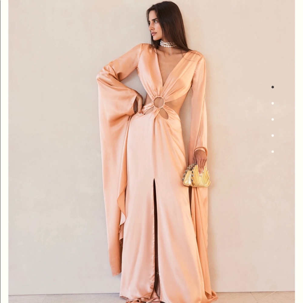 ISO Cult Gaia dress!! XS